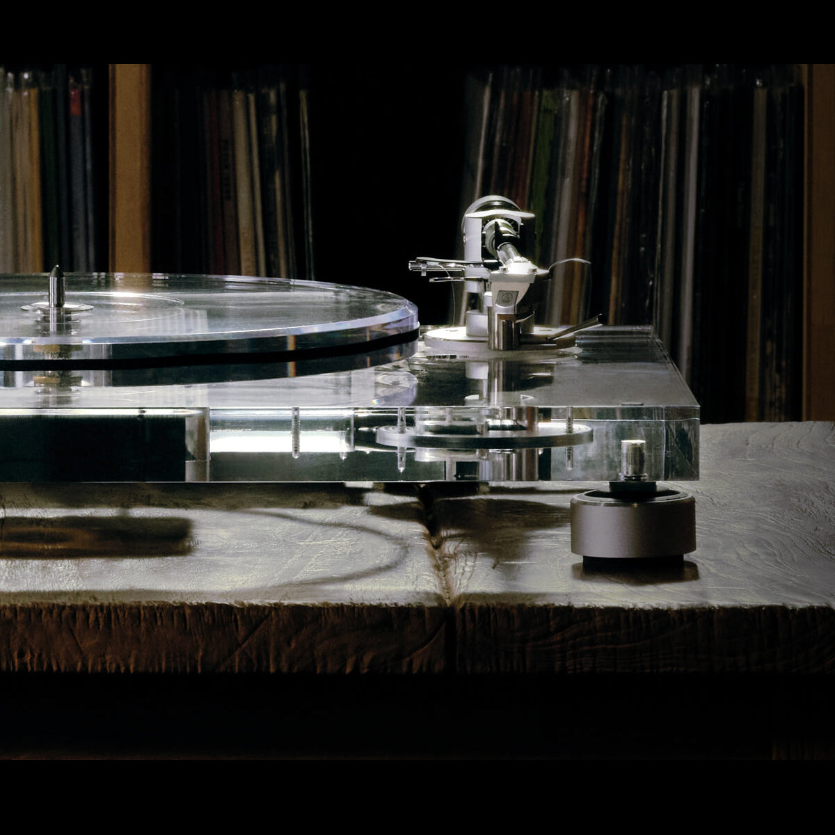 Audio Technica AT-LPA2 Fully Manual Belt-Drive Turntable