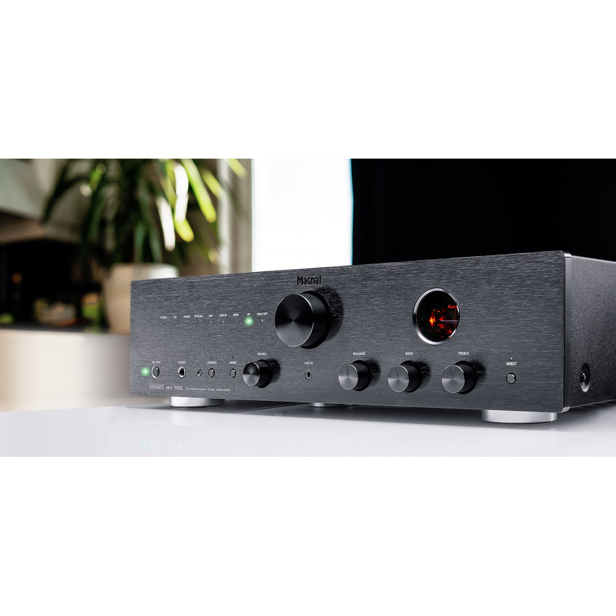 Magnat MA700 Stereo High-End Hybrid Integrated Amplifier