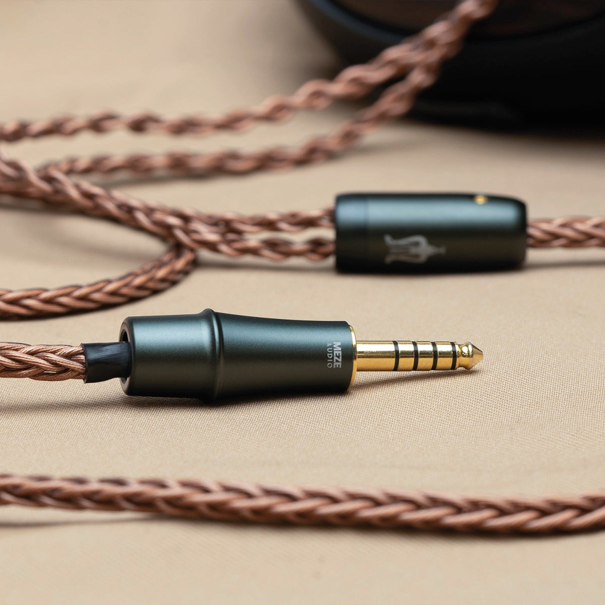 Meze Audio LIRIC Closed Back Headphones