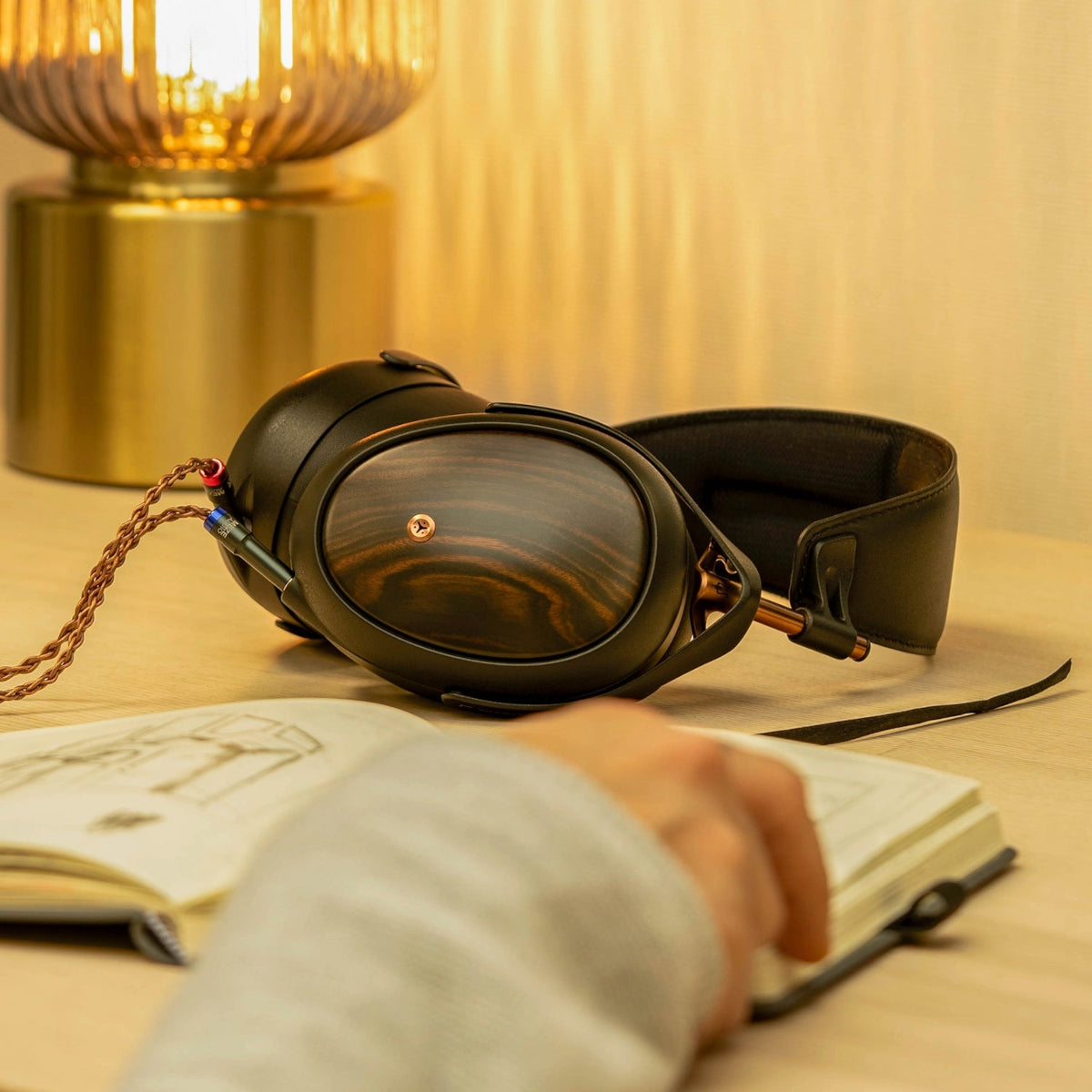 Meze Audio LIRIC Closed Back Headphones