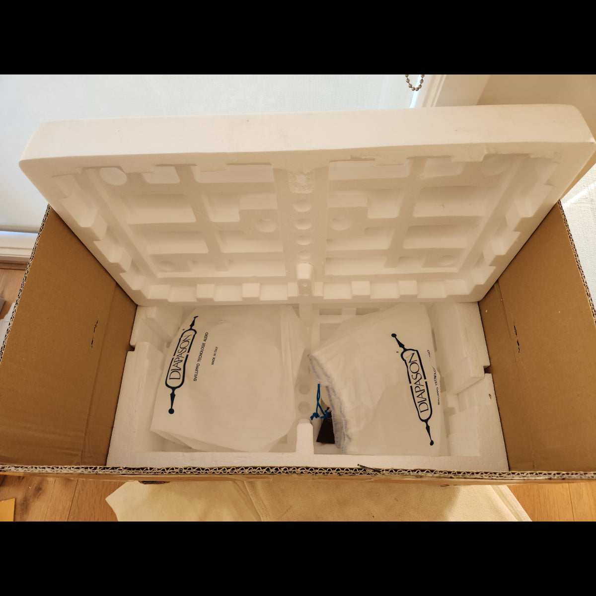 Diapason Micra III Excel Bookshelf (Pre-Owned)