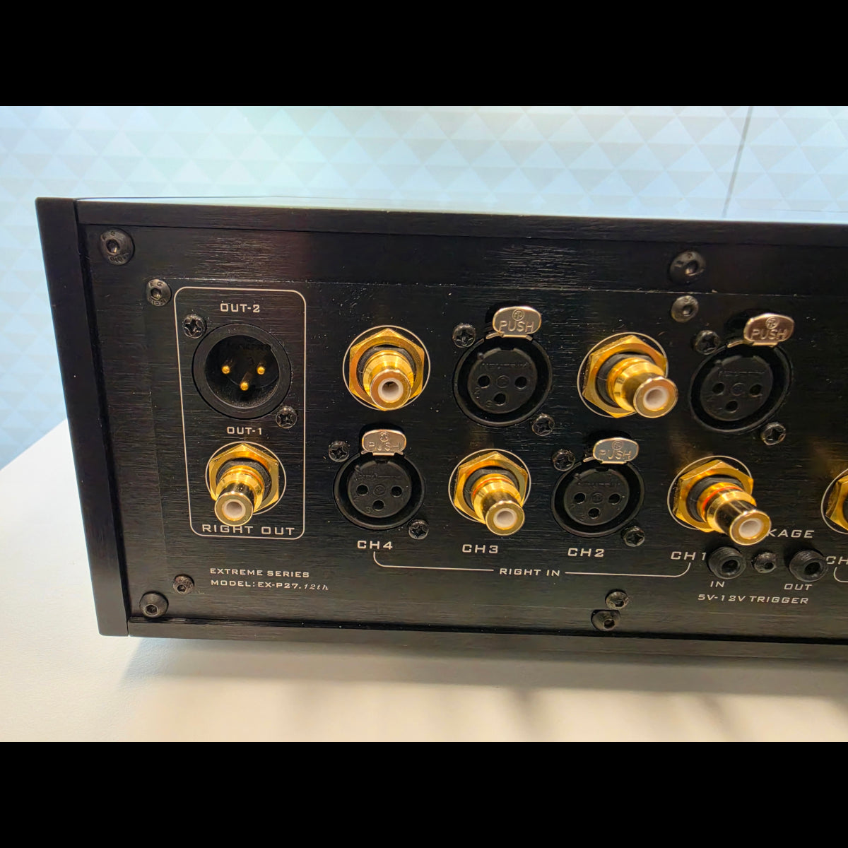 Kinki Studio Ex-P27 12th Extreme Series Pre-Amplifier (Pre-Owned)
