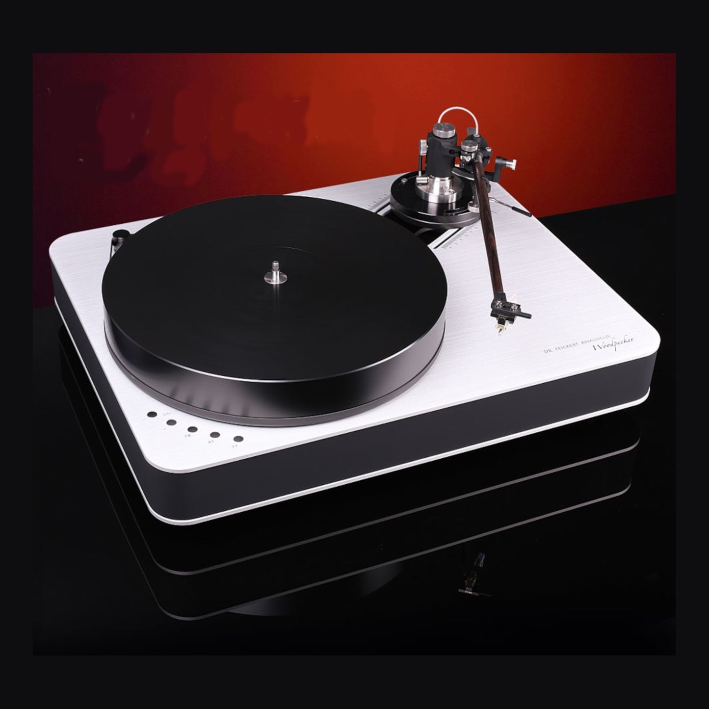 Dr. Feickert Woodpecker Turntable