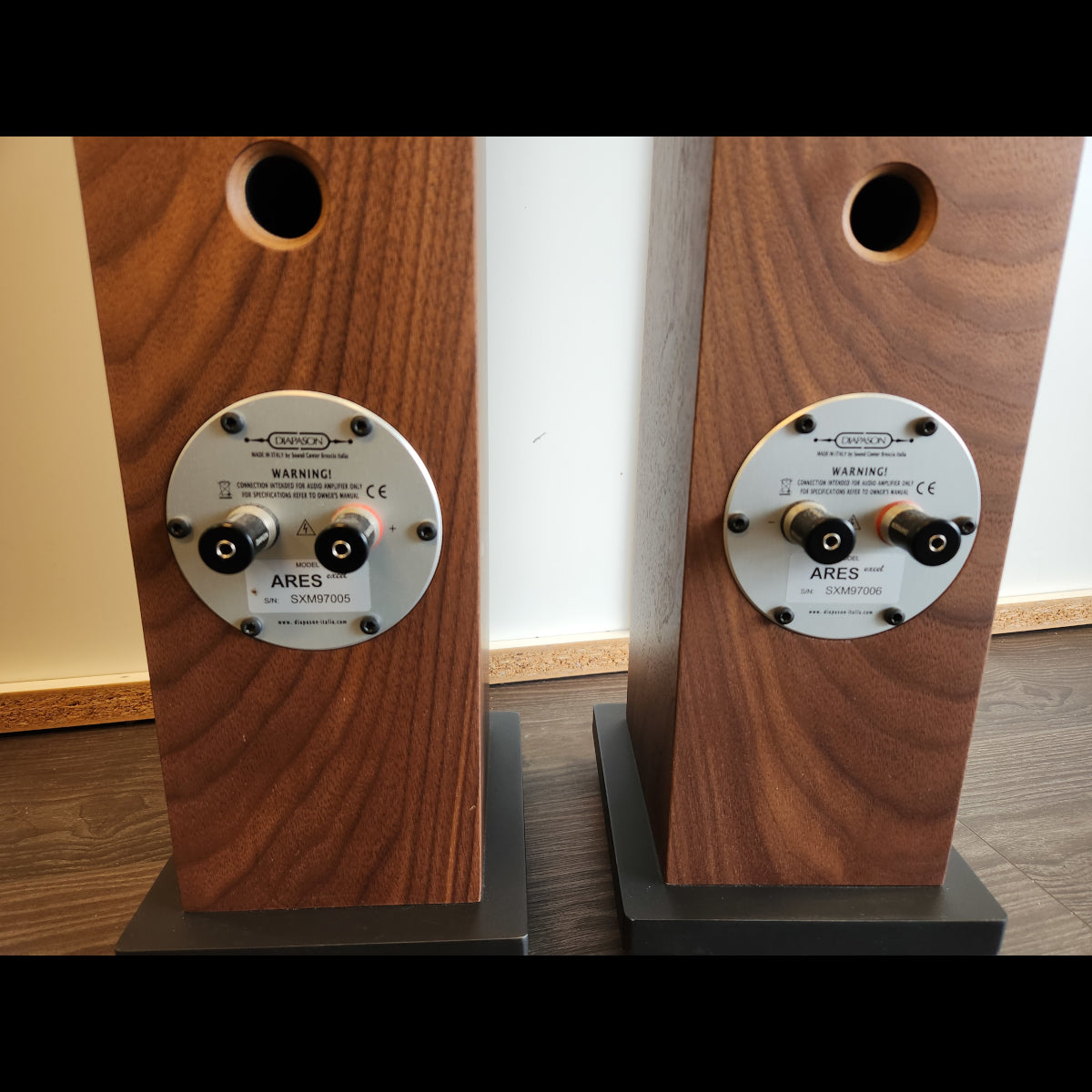 Diapason Ares Excel Ultra-Slim Floor Standing Speakers 1 Pair (Ex-Demo)