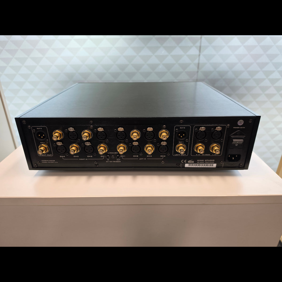 Kinki Studio Ex-P27 12th Extreme Series Pre-Amplifier (Pre-Owned)