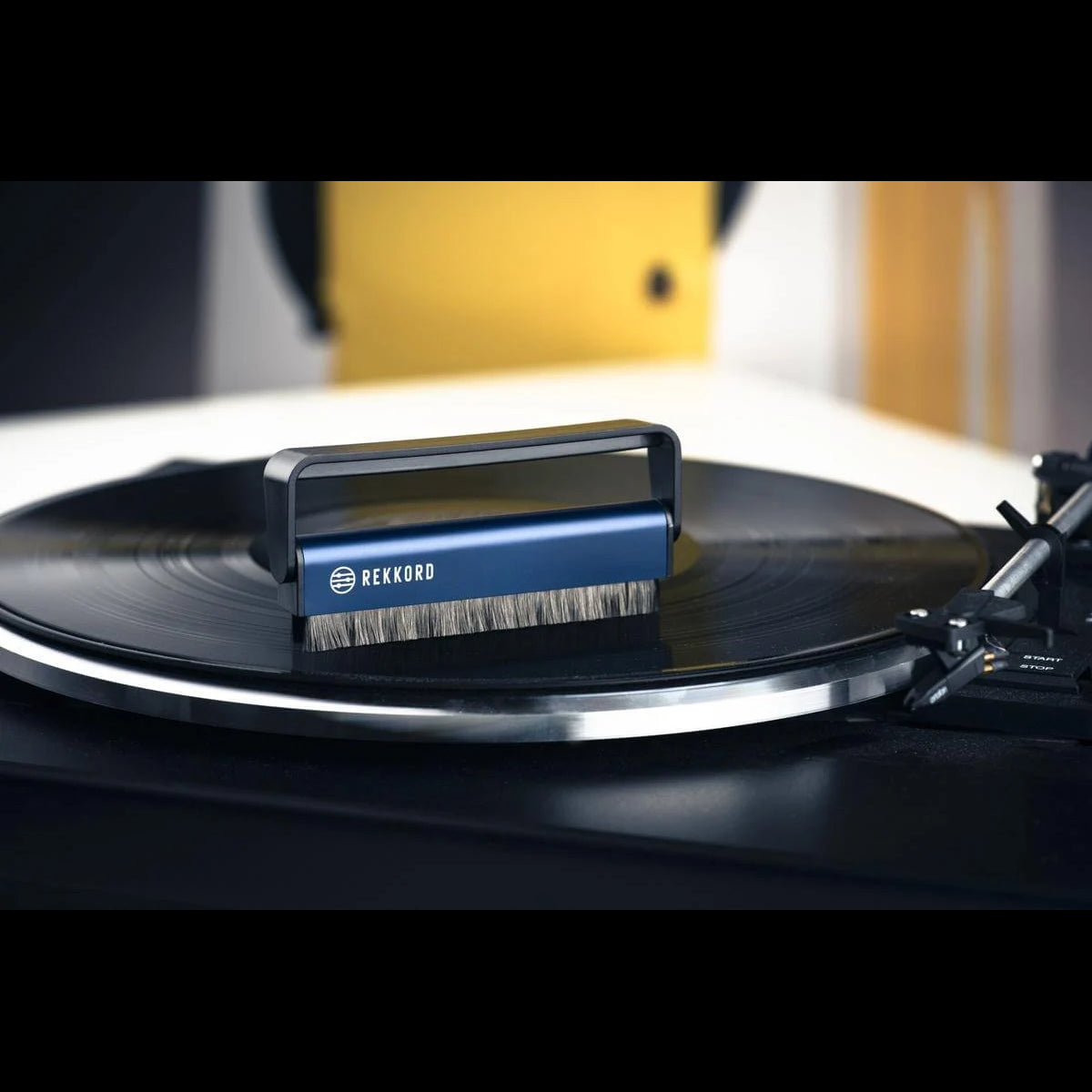 Rekkord Audio REKKORD Carbon Fibre Record Cleaning Brush