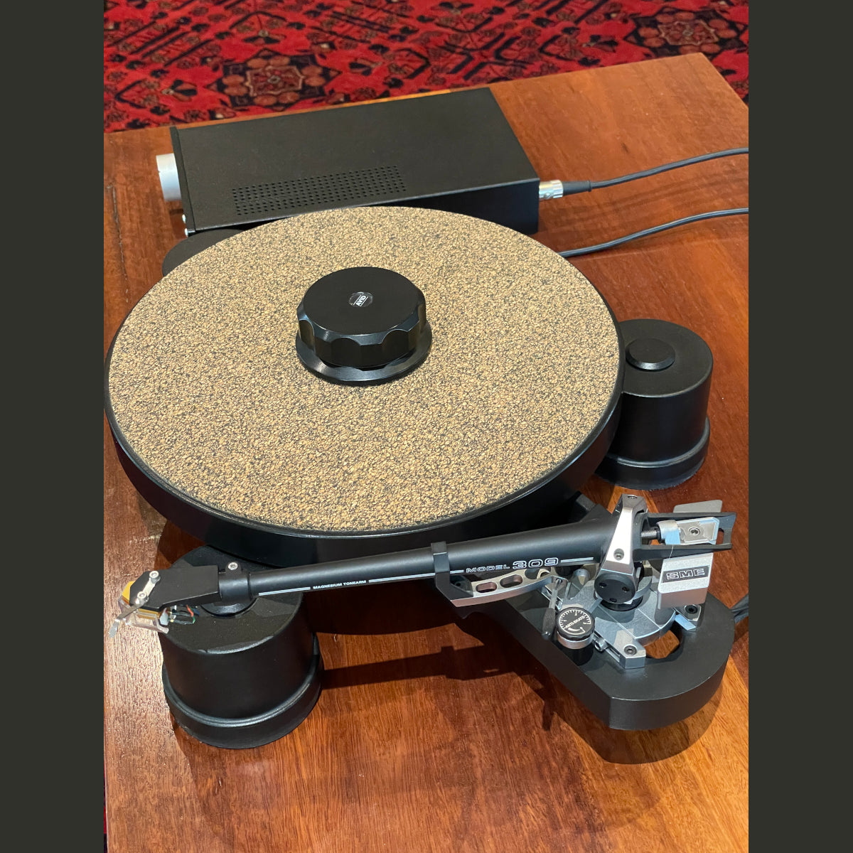 Avid Diva II SP turntable with SME tonearm (Pre-Owned)